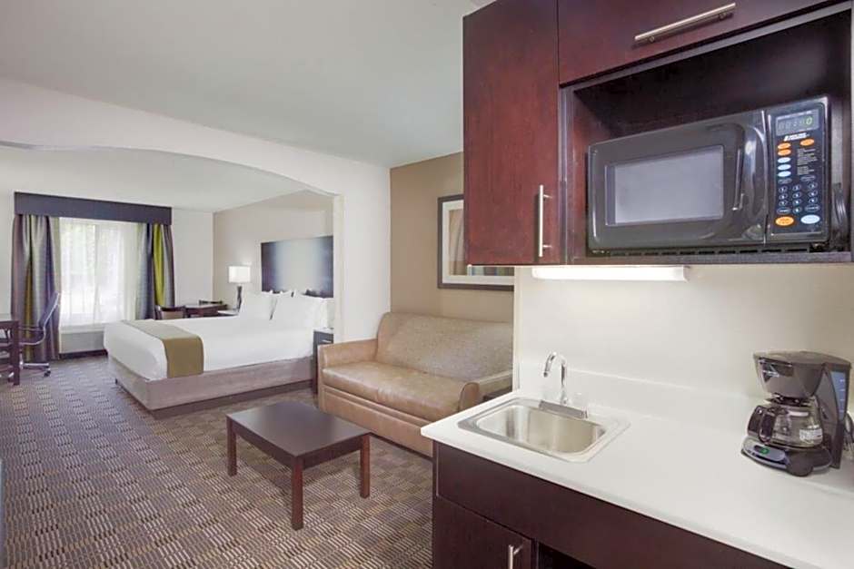 Holiday Inn Express Hotel & Suites Mebane By IHG