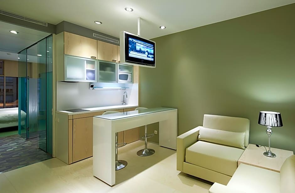 Ako Suites Hotel