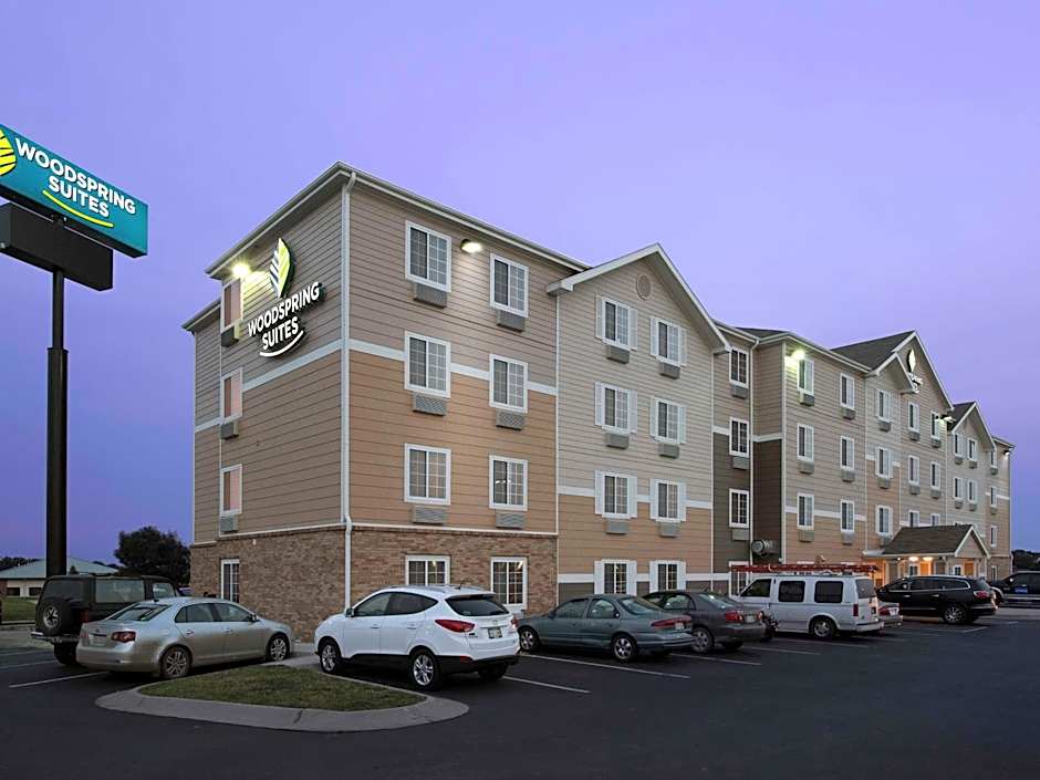 WoodSpring Suites Lincoln Northeast I-80