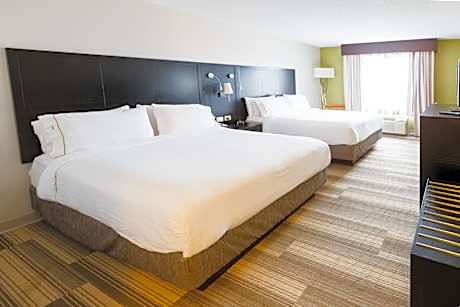 Standard Room with Two Queen Beds