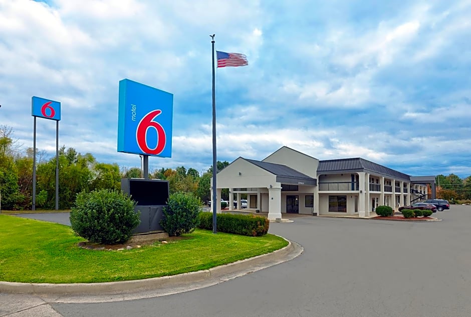 Motel 6 Scottsboro, AL Hwy 72