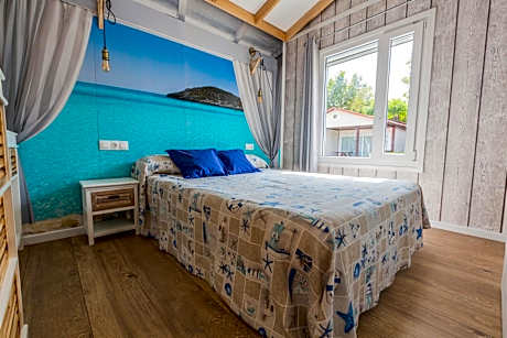 Deluxe Bungalow with Garden View (2 adults + 2 Children)