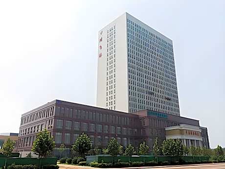 Green Tree Inn Express Tangshan Yueting County Bus Station