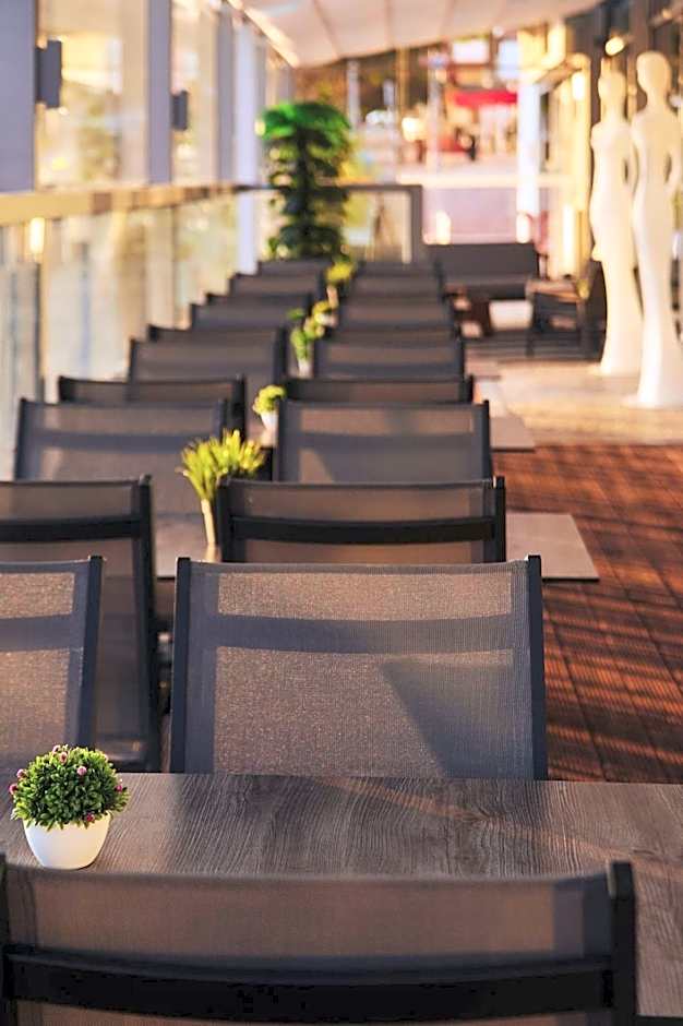 Mercure Lisboa Almada