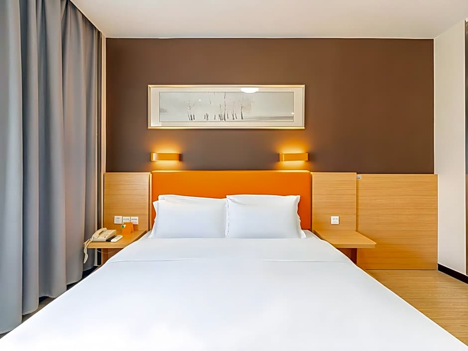 7 Days Premium Xiamen Zhongshan Road Pedestrian Street