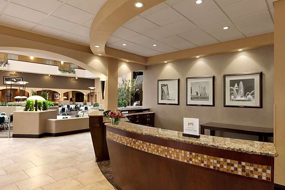 Embassy Suites By Hilton Hotel Kansas City-International Airport