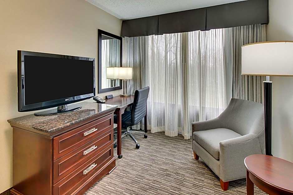 Best Western Plus Indianapolis North at Pyramids