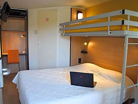 Triple Room - 3 Single Beds