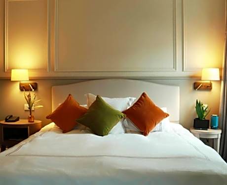 The Little Nest Room