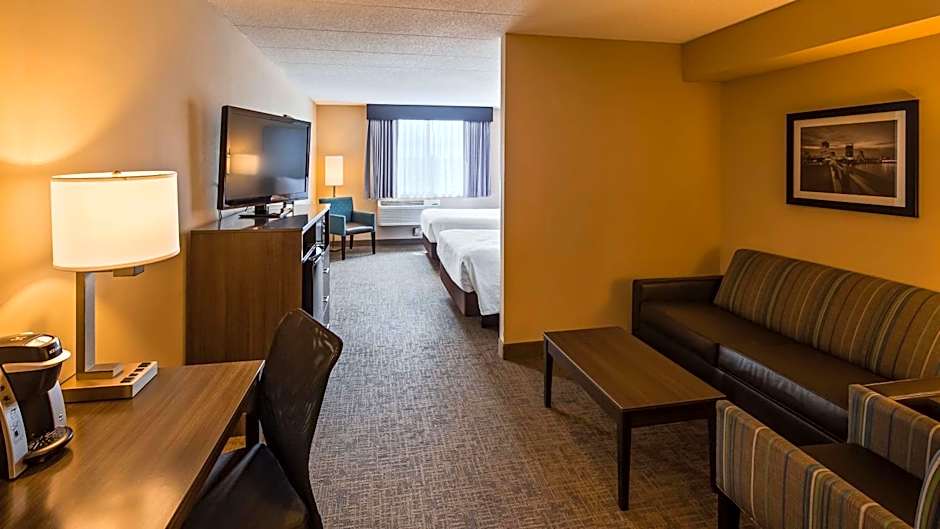 Best Western East Towne Suites