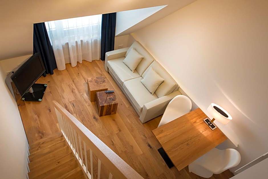 Downtown Vi Vadi Hotel