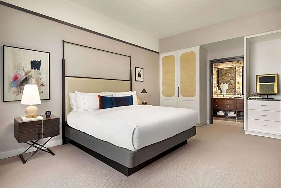 Valley Hotel Homewood Birmingham, Curio Collection by Hilton