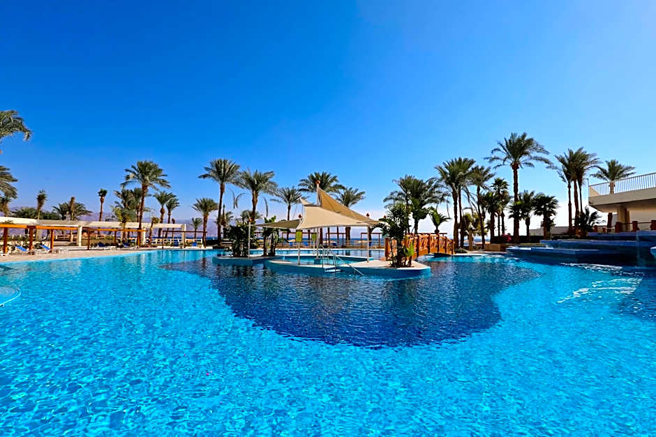 Steigenberger Hotel and Nelson Village