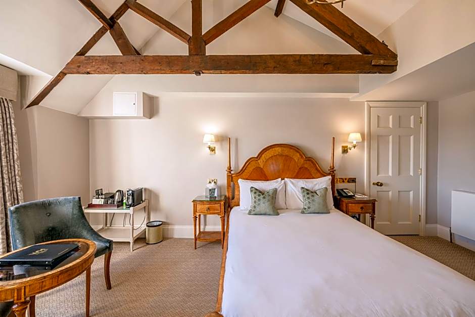 Wivenhoe House Hotel