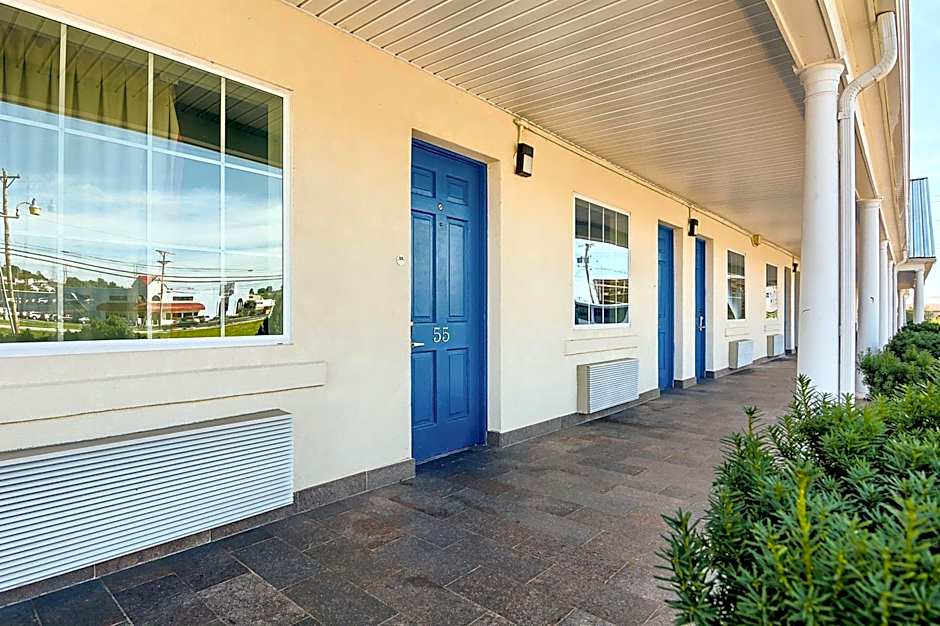 Motel 6-Harrisonburg, VA - South