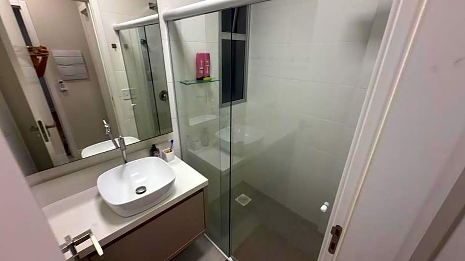 Cód 67 - Apto com 2 dorm no Arpoador Palmas