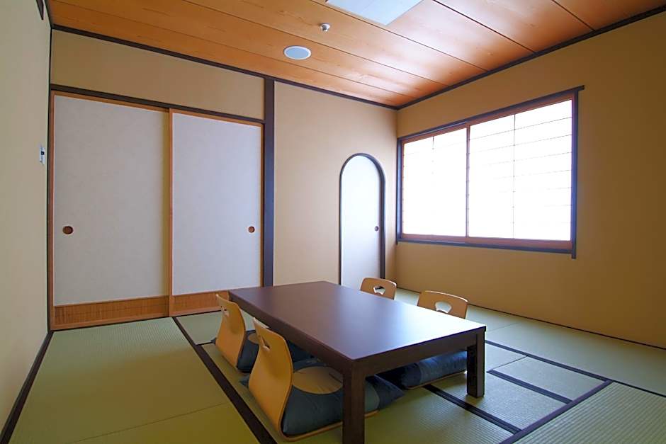 Photo 1 of 1 of Standard Japanese Style, Nonsmoking