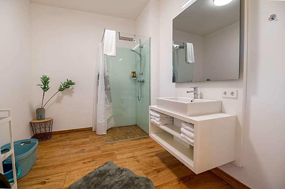 SHOME Apartments Graz-Ost I Self Check-in I Free Parking