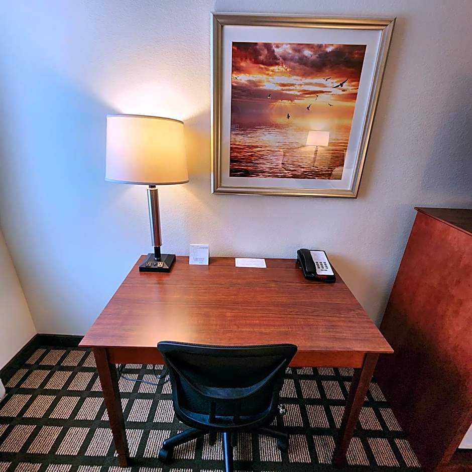 Baymont by Wyndham Mackinaw City
