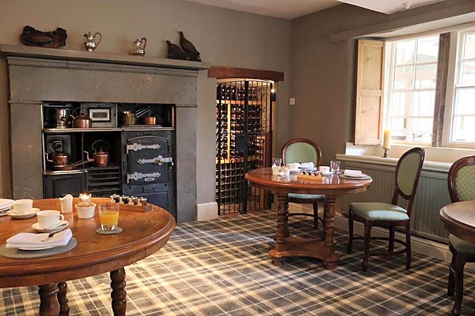 Rafters at Riverside House Hotel