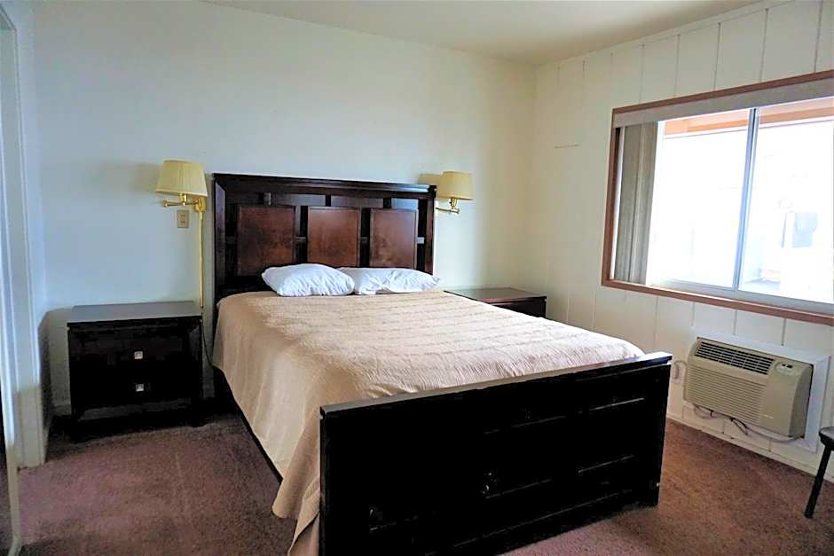 Bristlecone Motel