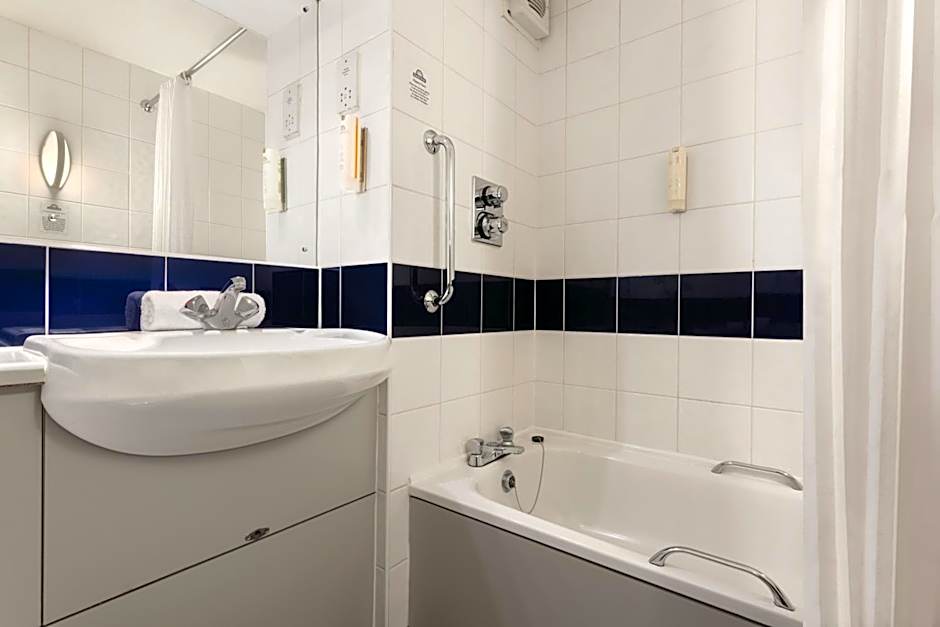 Days Inn Michaelwood M5