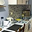 Tom Square Boutique Hotel