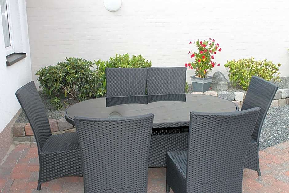 Amalie Bed and Breakfast & Apartments