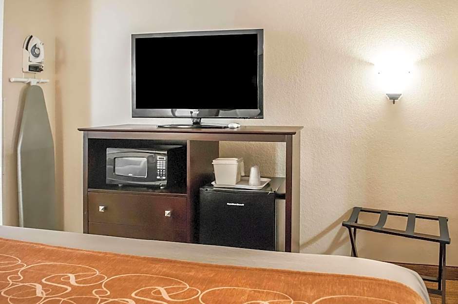 Comfort Suites Albuquerque/North Journal Center