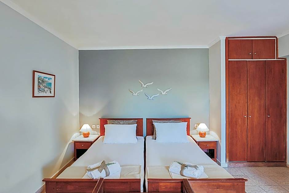 Sunny Garden Aparthotel