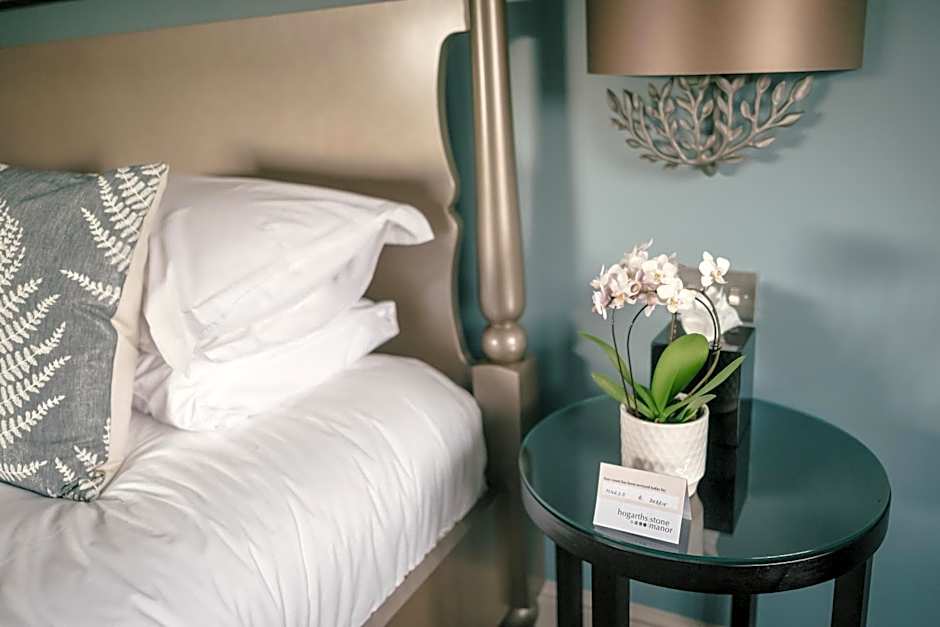 Hogarths Stone Manor