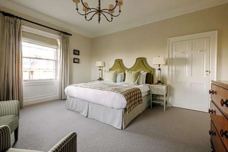 Room 1 – Hare Clump Deluxe Double Room