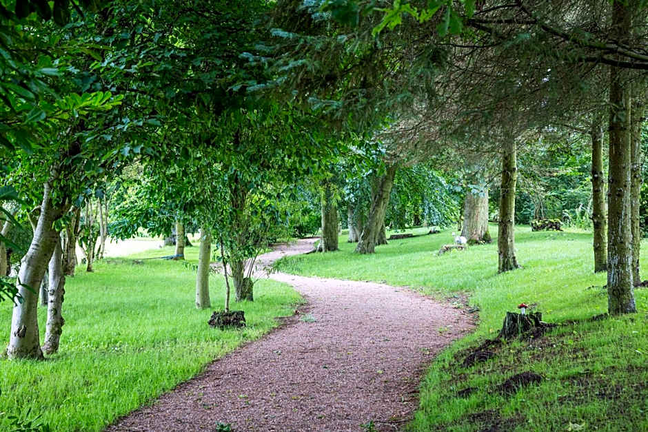 Letham Feus Lodge and Caravan Park