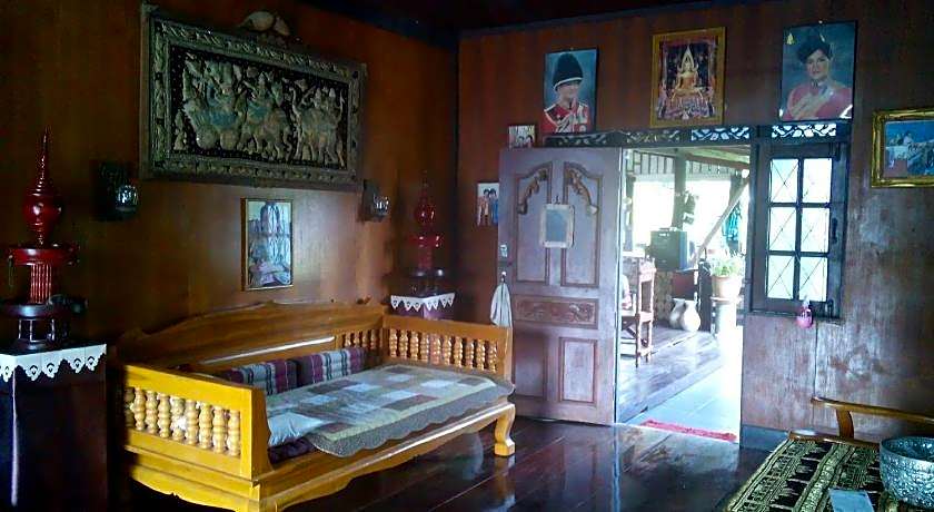 Oui Kaew Homestay