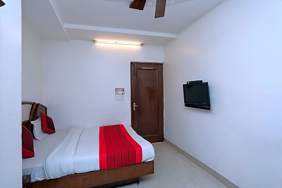 OYO 524 Hotel Sun International