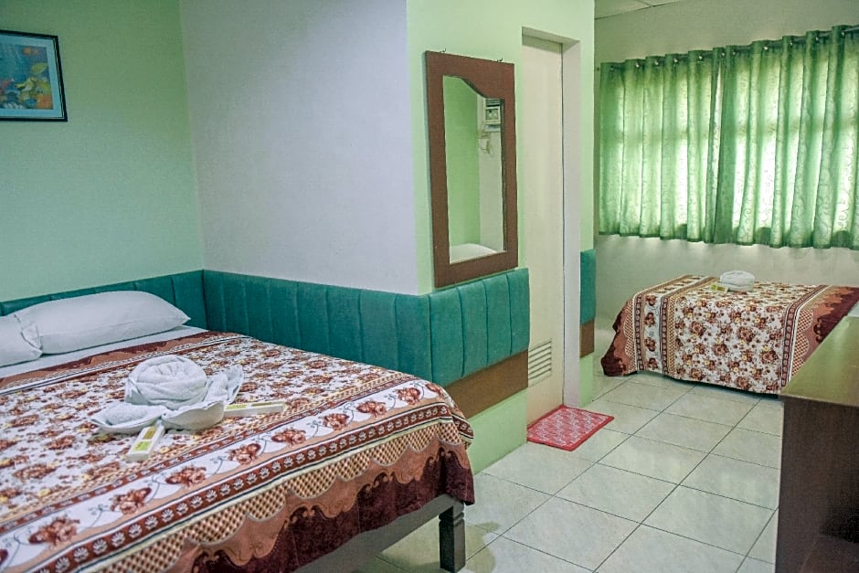 Tiptop Tower Suite Inn