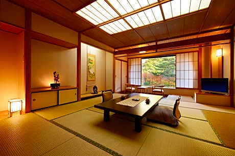 Japanese-Style Superior Room