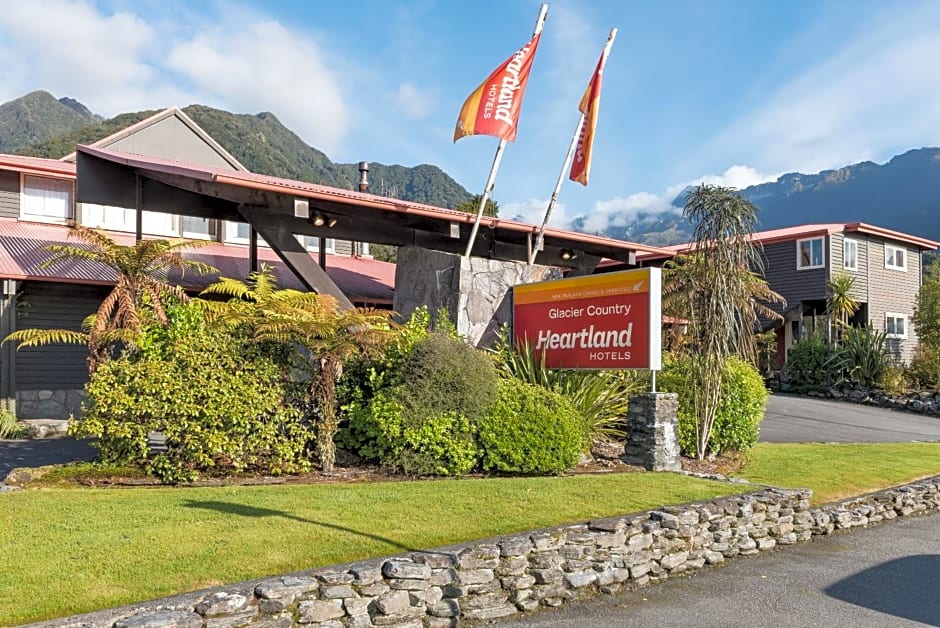 Heartland Hotel Glacier Country