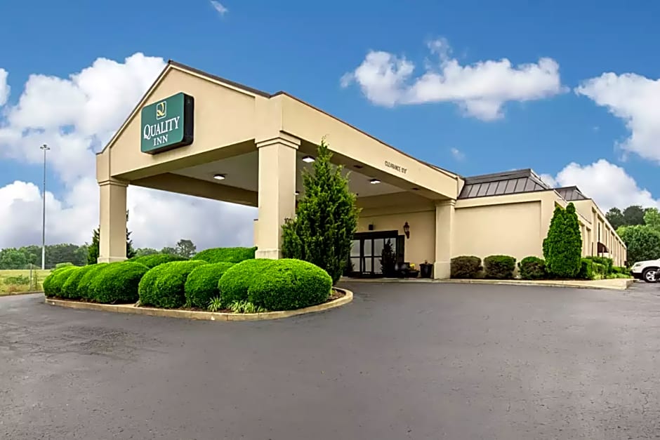 Quality Inn Holly Springs South