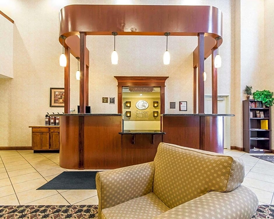 Comfort Suites South Point - Huntington