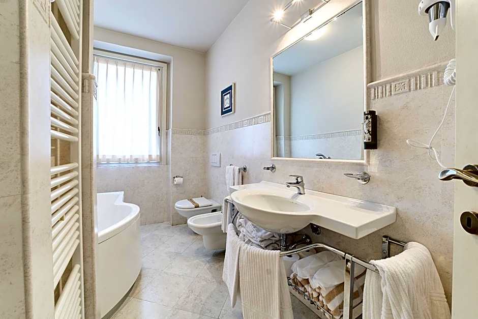 Hotel Belvedere Ranco