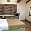Evergreen Inn and R.V.