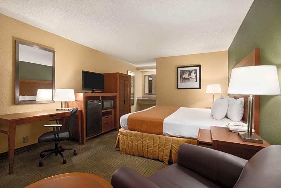 Days Inn by Wyndham Jacksonville Airport