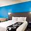 La Quinta Inn & Suites by Wyndham Round Rock North