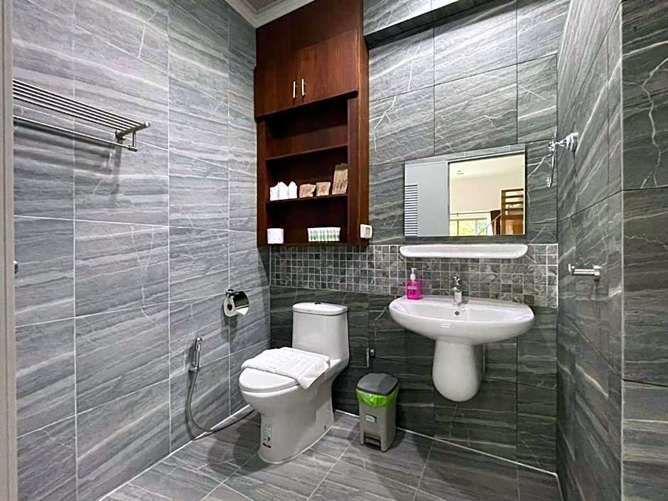 Cha Li's Family Hotel&Hostel