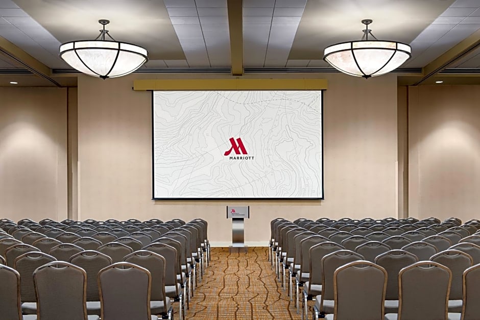 The Lincoln Marriott Cornhusker Hotel