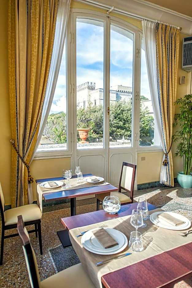 Villa Parisi Grand Hotel