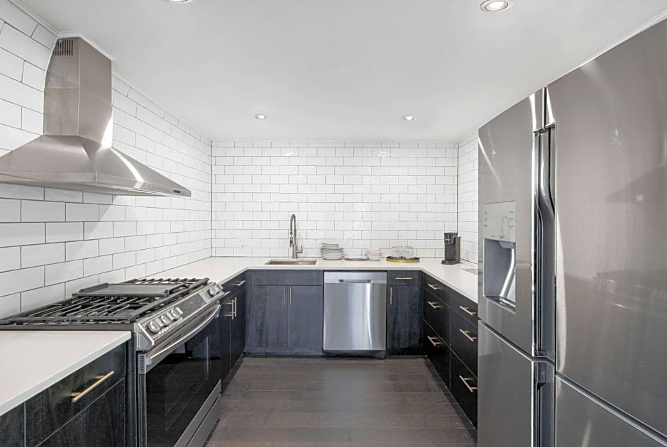 Georgetown Residences by LuxUrban