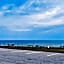 Days Inn & Suites by Wyndham St. Ignace Lakefront