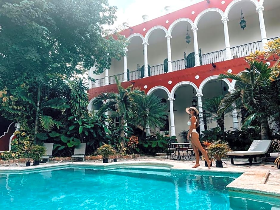 Rent the full Mansion Villa Merida